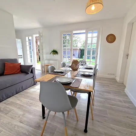 La Iodee - 50 M Du Bord De * 龙斯莱班