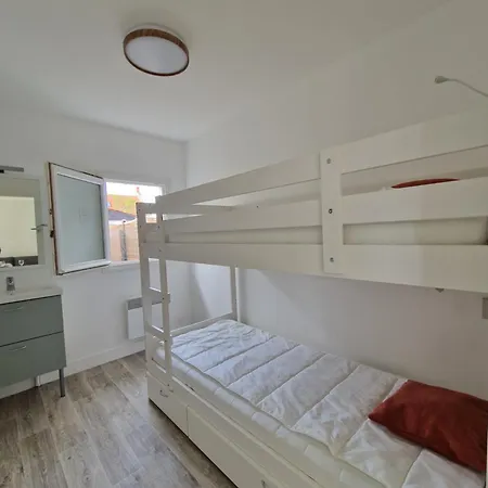 La Iodee - 50 M Du Bord De 龙斯莱班